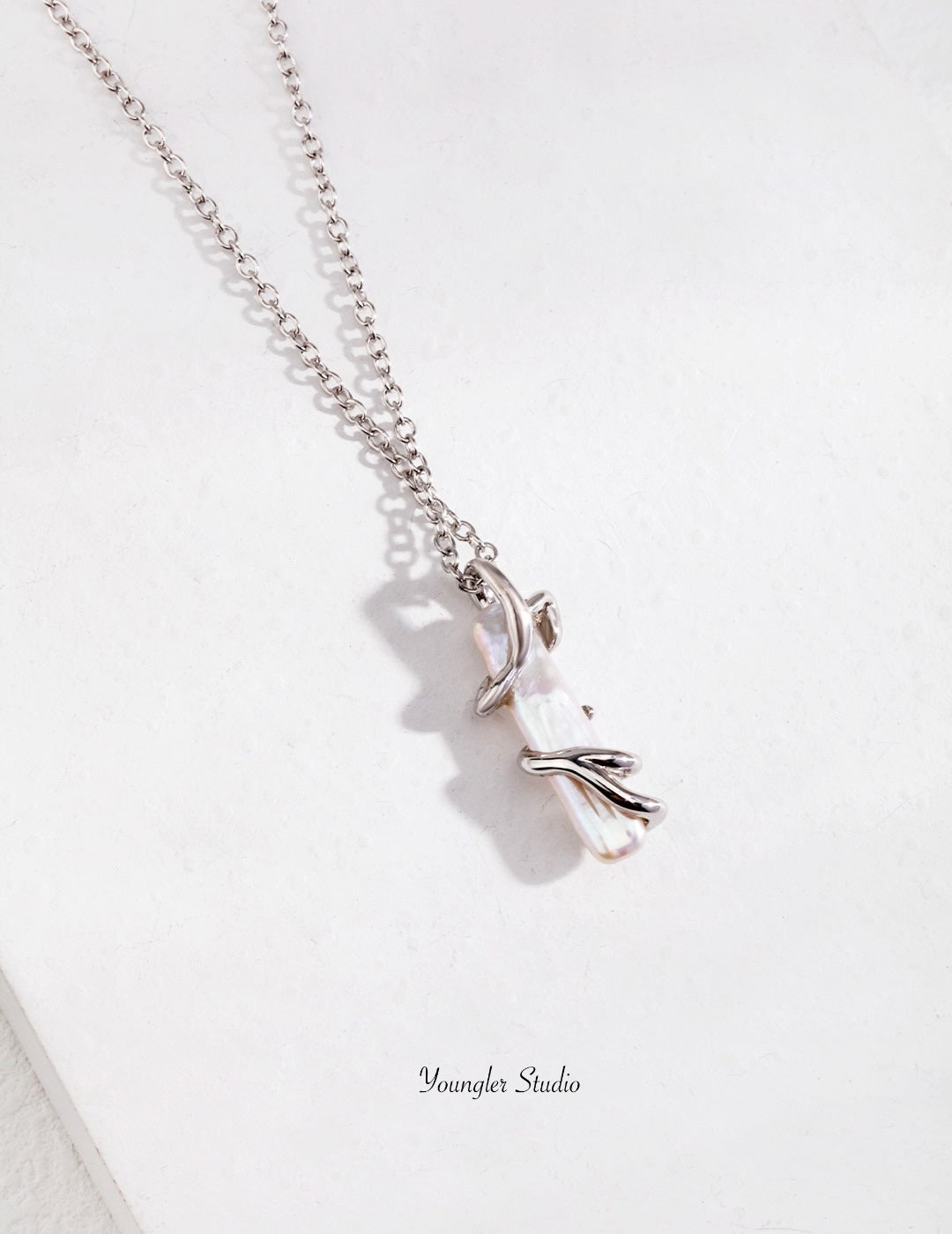 Silica Pearl Pendant