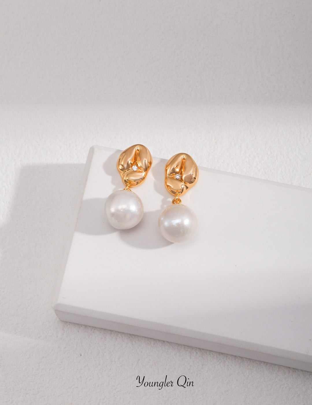 Baroque Pearl Drop Earrings