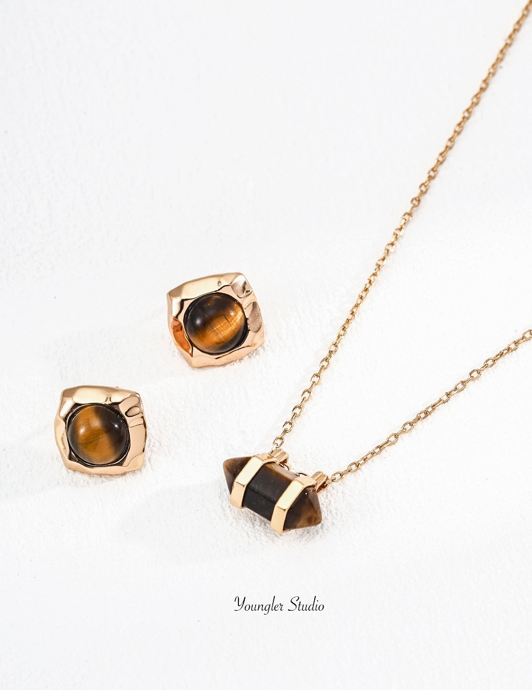 Tiger Eye Sculpt Studs