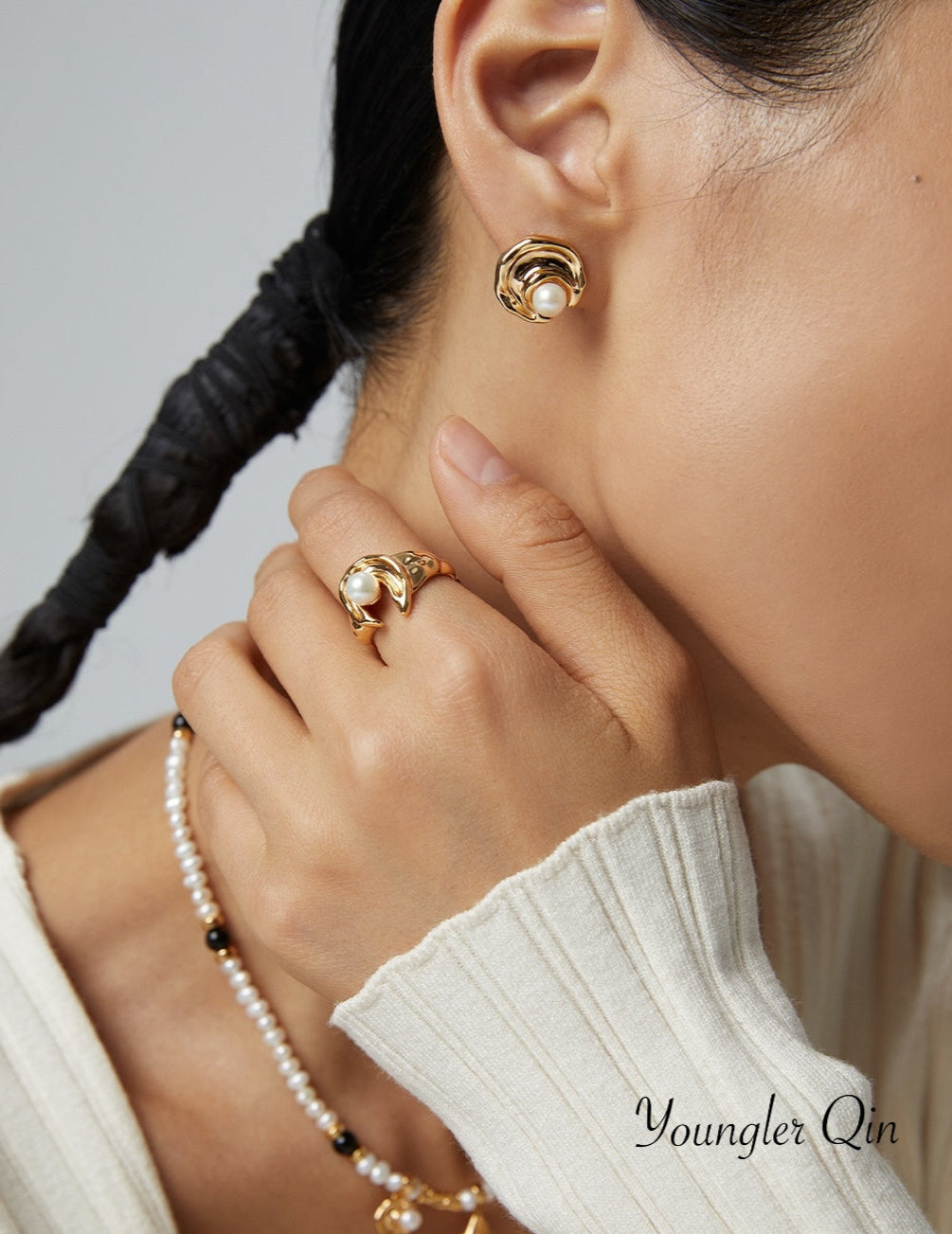 Sculptural Pearl Ring