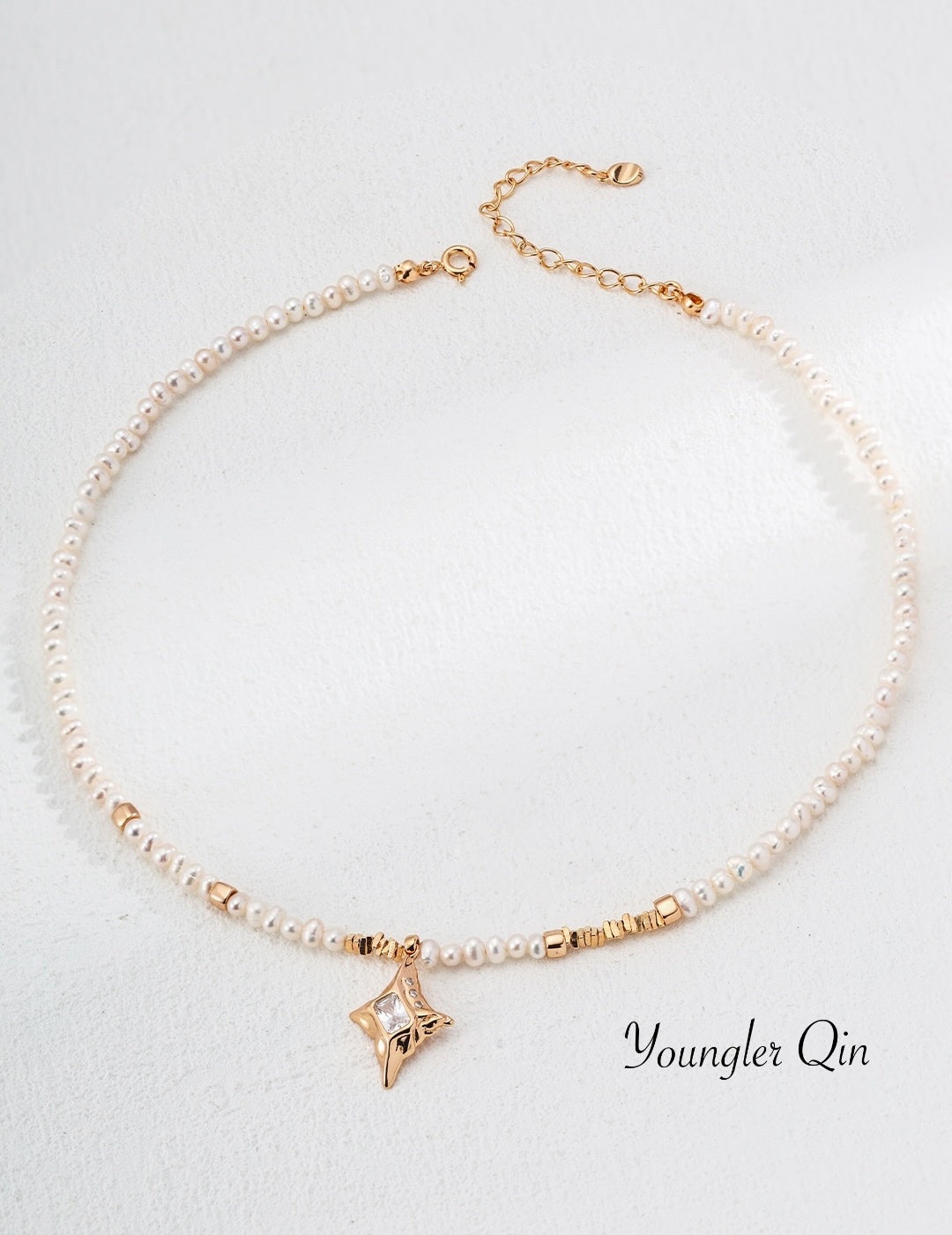 Pearl Sculpted Pendant