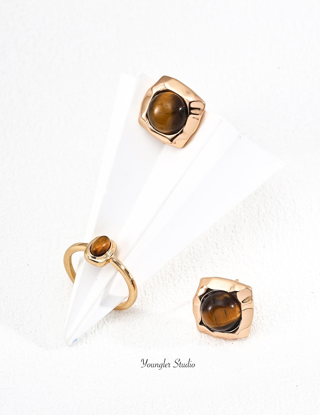 Tiger Eye Sculpt Studs