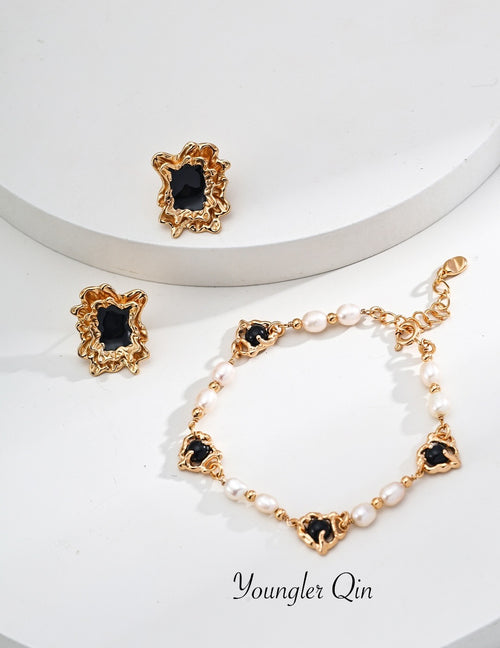 Agate Muse
