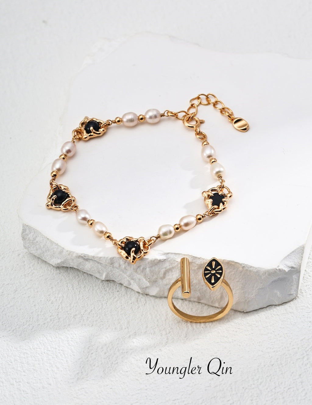 Agate Muse