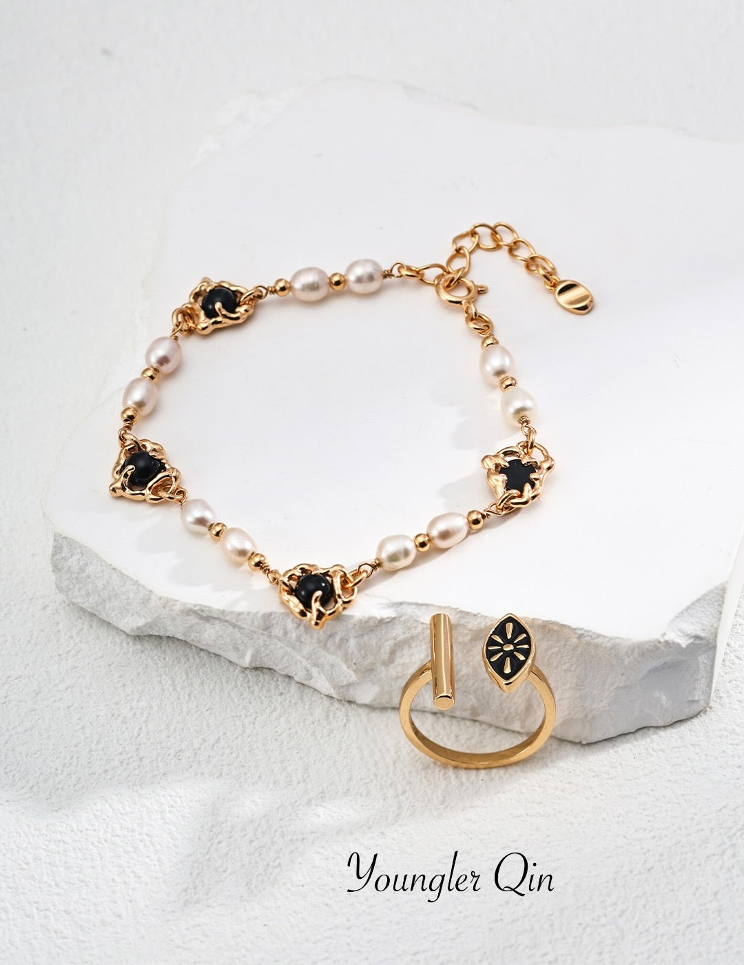 Agate Muse
