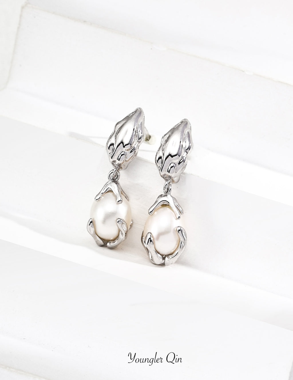 Baroque Pearl Earrings