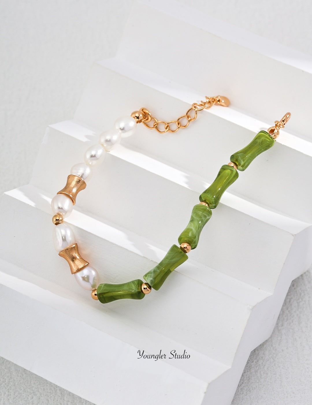 Floral Pearl Strand