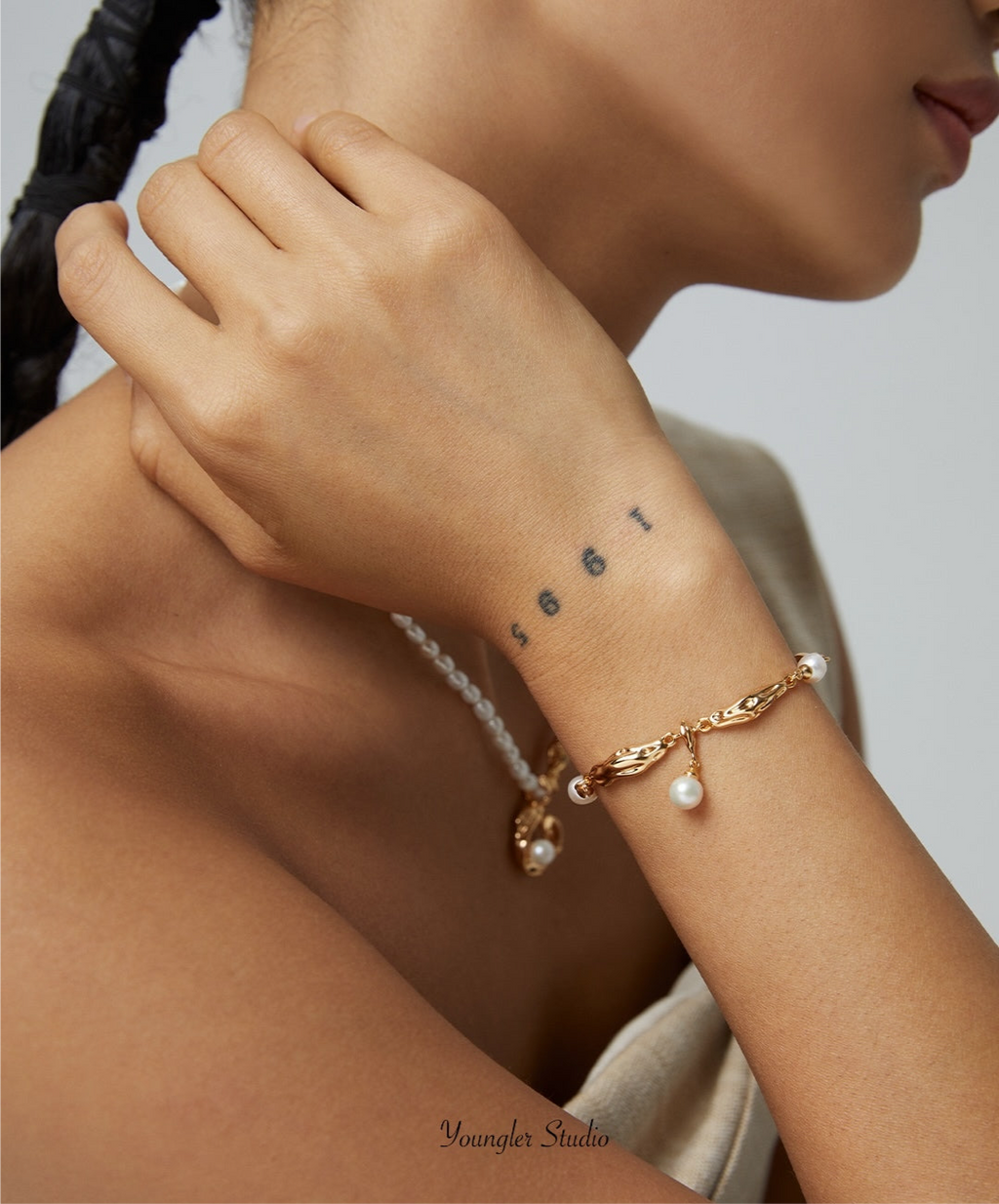 Silken Muse Gold Pearl Bracelet