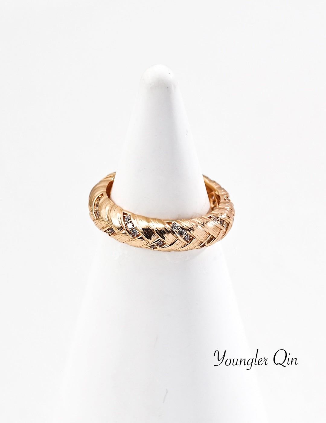 Retro Twist Ring
