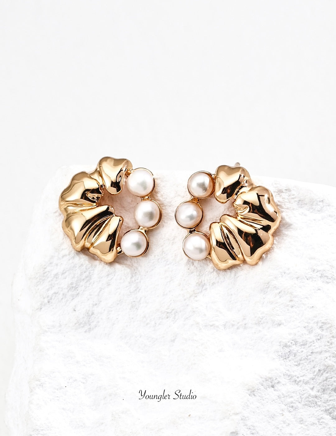 Sculptural Pearl Hoop Earrings