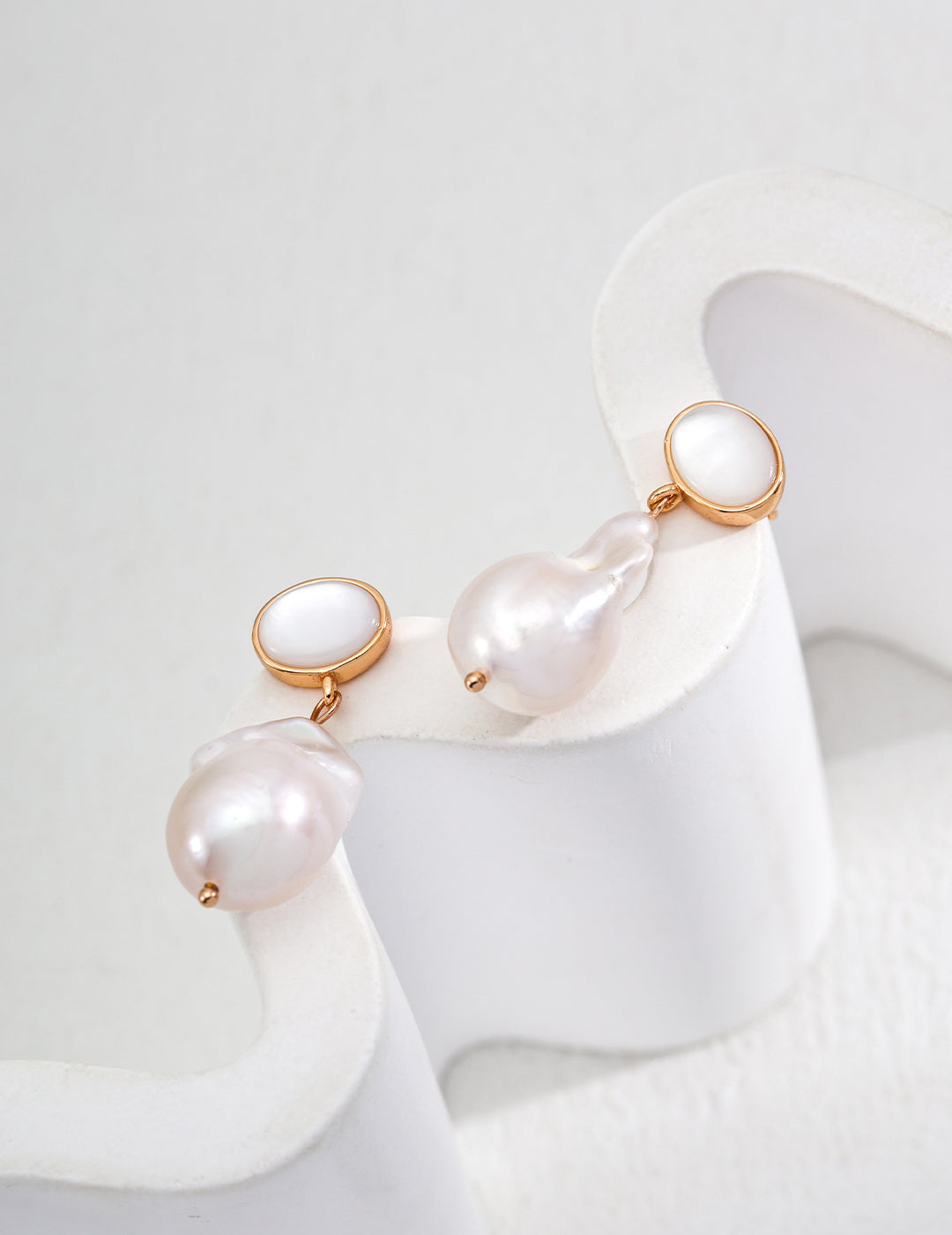 Moonlit Baroque Drop