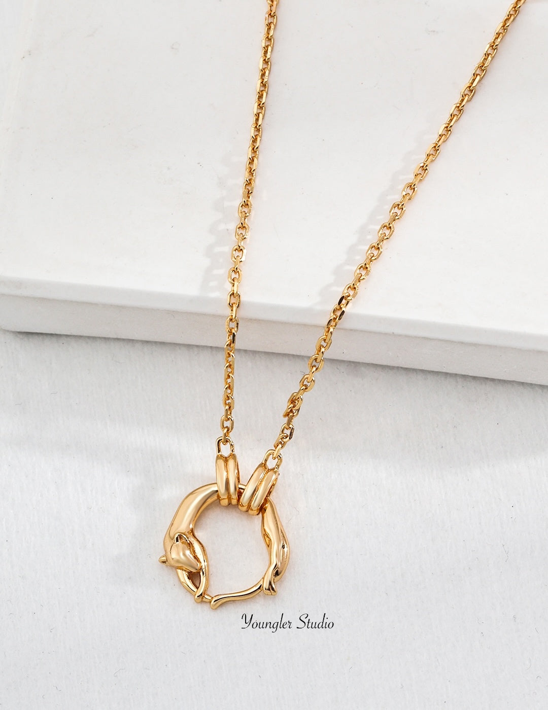 Sculpted Line Pendant
