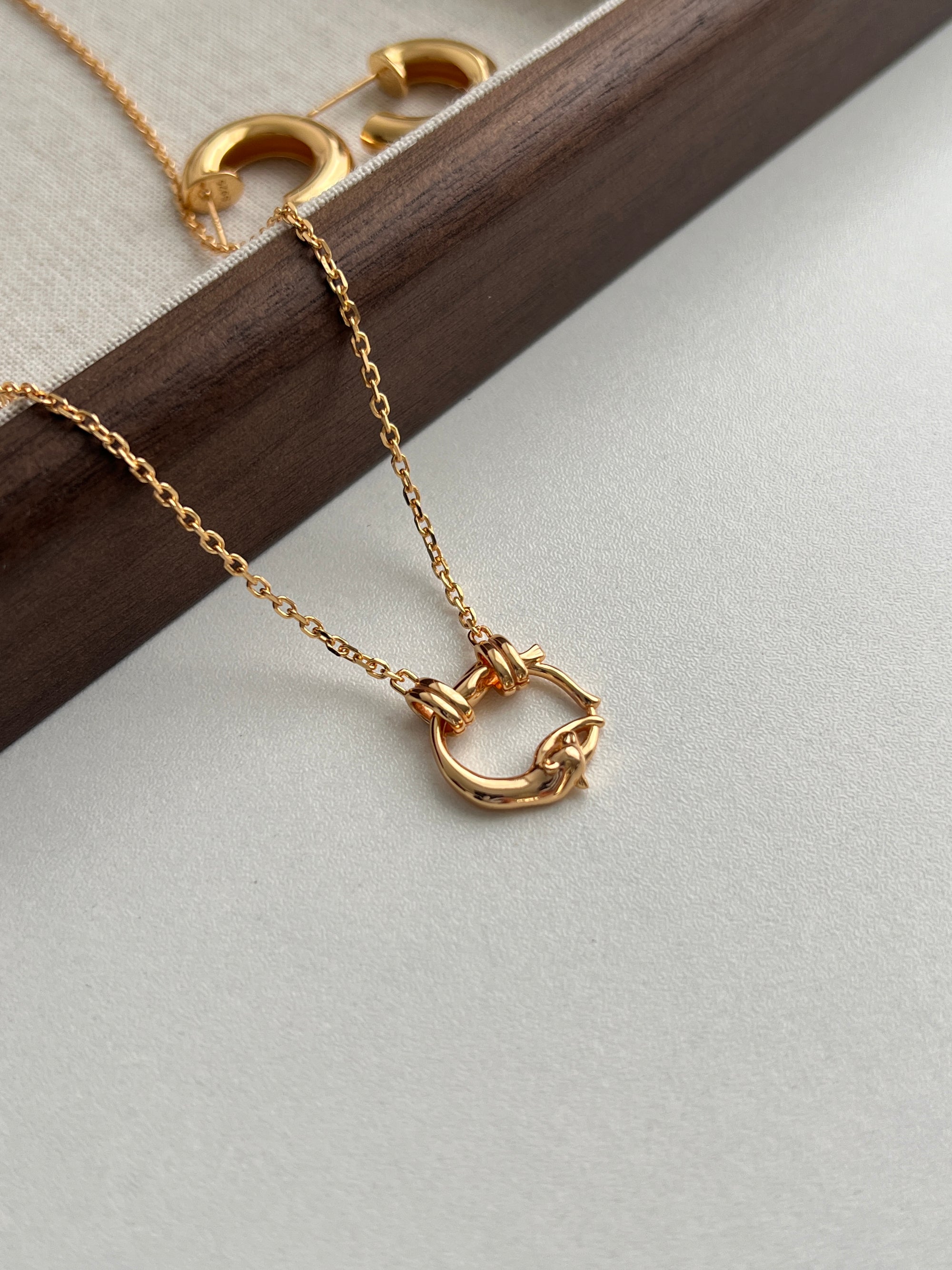 Sculpted Line Pendant