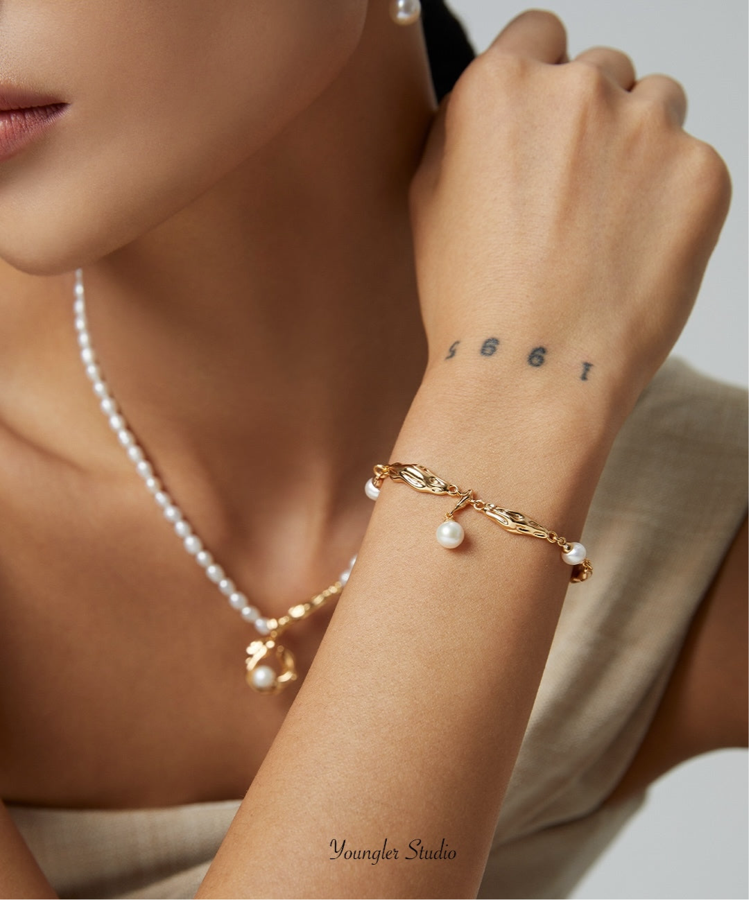 Silken Muse Gold Pearl Bracelet