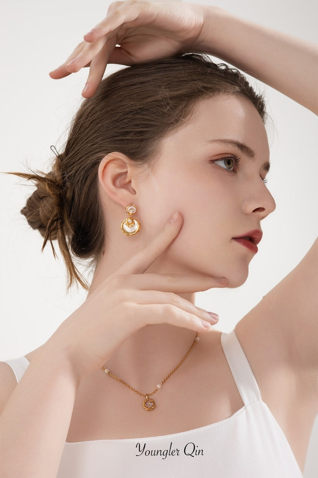 Mother-of-Pearl Pendant