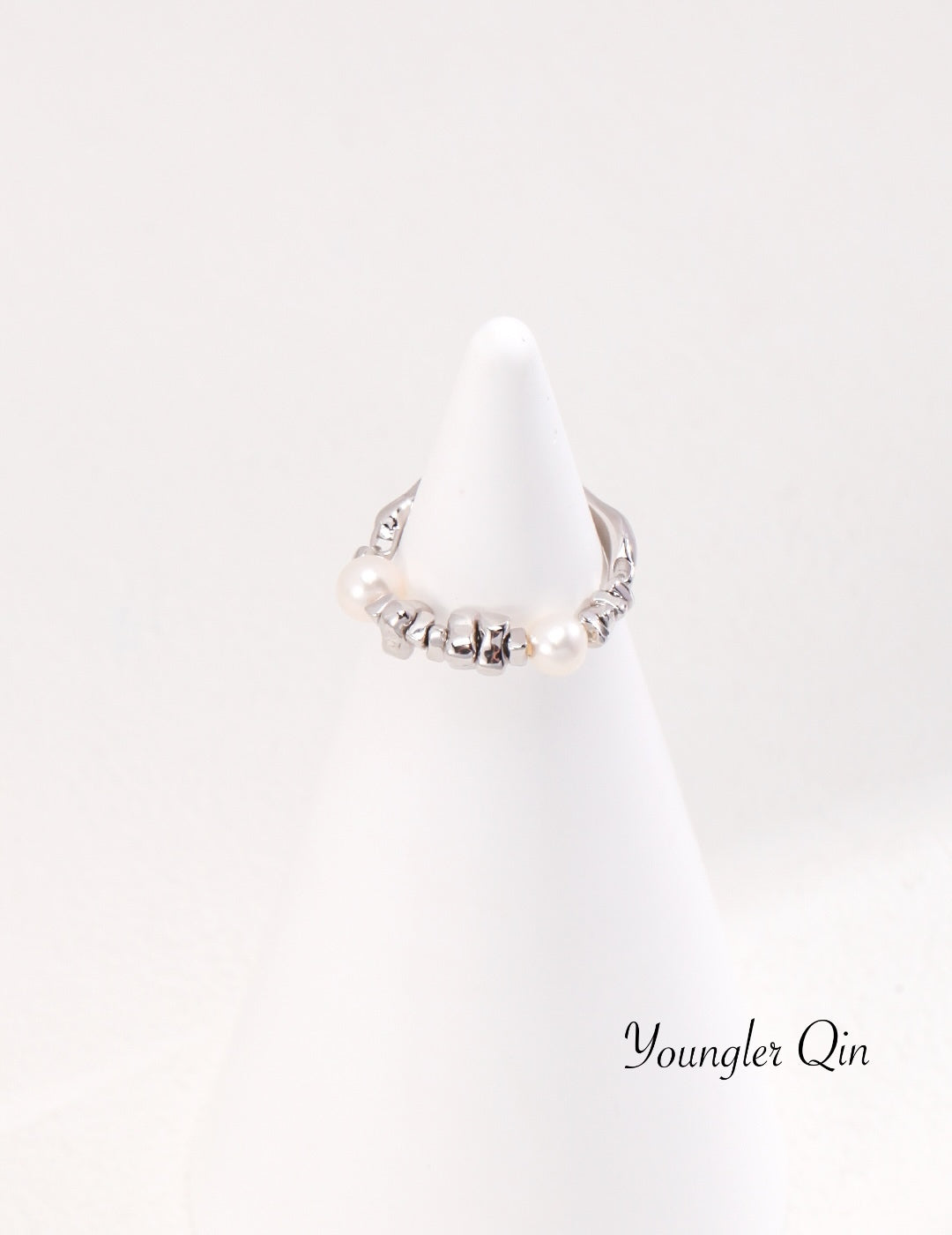 Sculptural Pearl Accent Ring