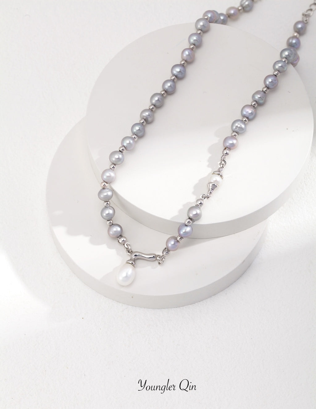 Iridescent Glow Pearl Necklace