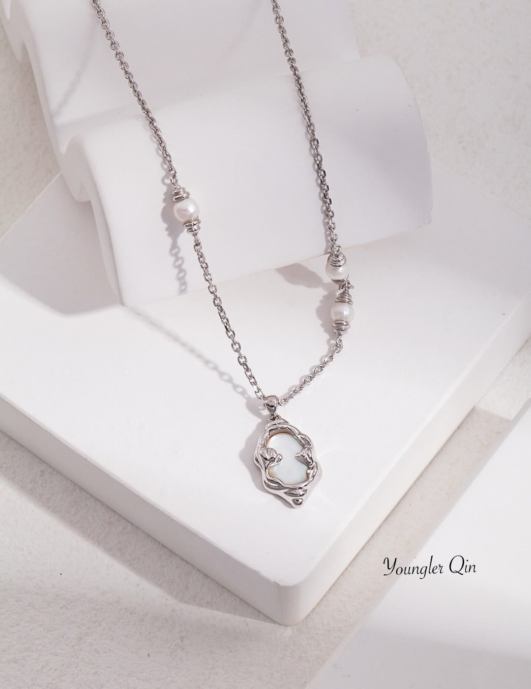 Lava Flow Pearl Necklace