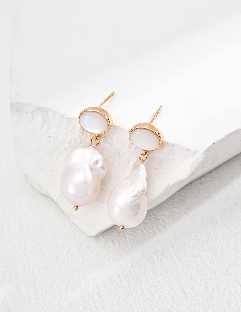 Moonlit Baroque Drop