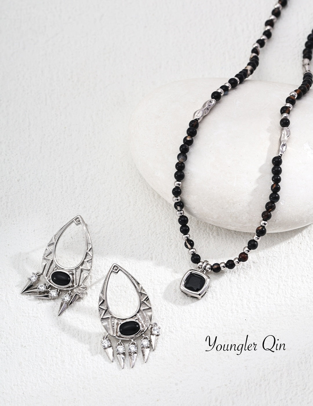 Asymmetrical Pendant · Amulet Garden