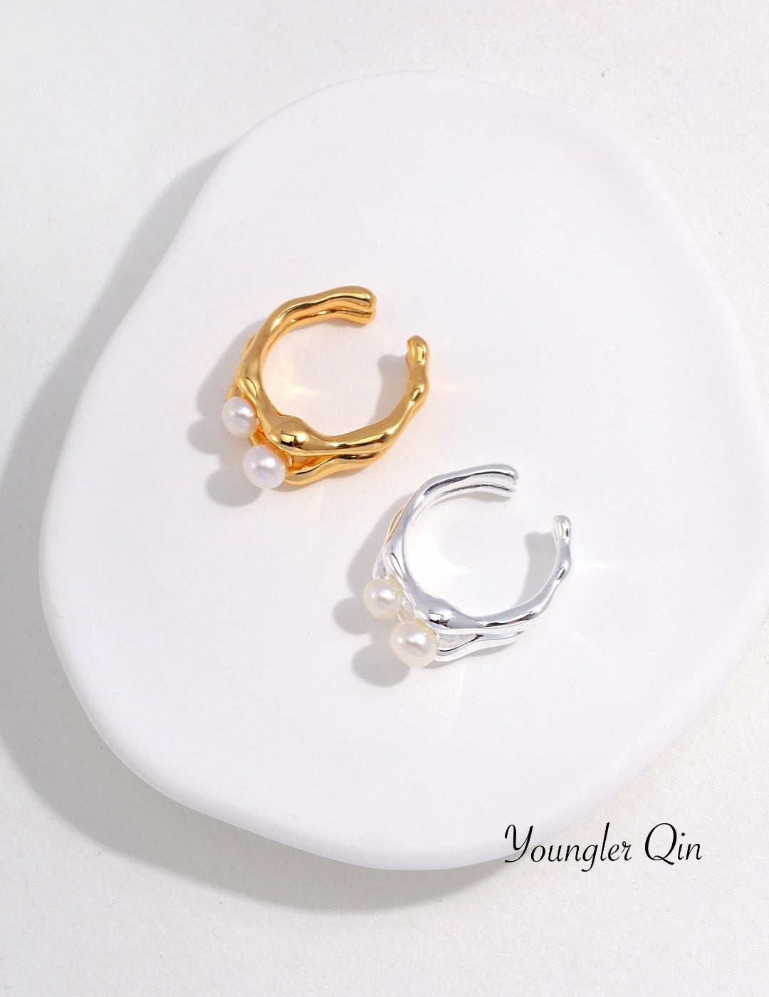 Minimalist Pearl Ring