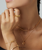 Sleek Thread – Minimalist Silver Bracelet