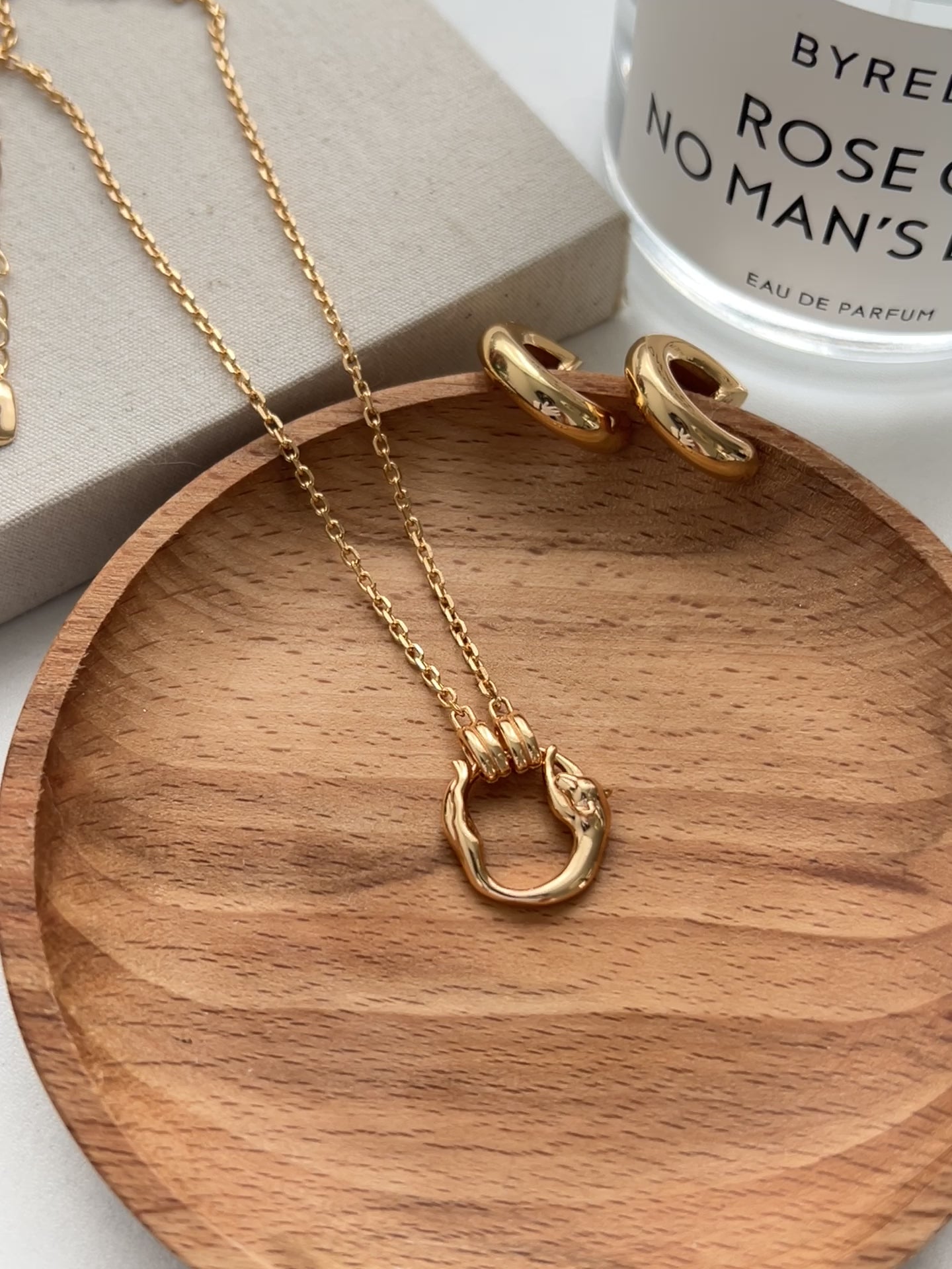 Sculpted Line Pendant